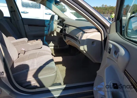 2002 Chevrolet Impala z USA, uszkodzony, nr VIN 2G1WF55E629370252